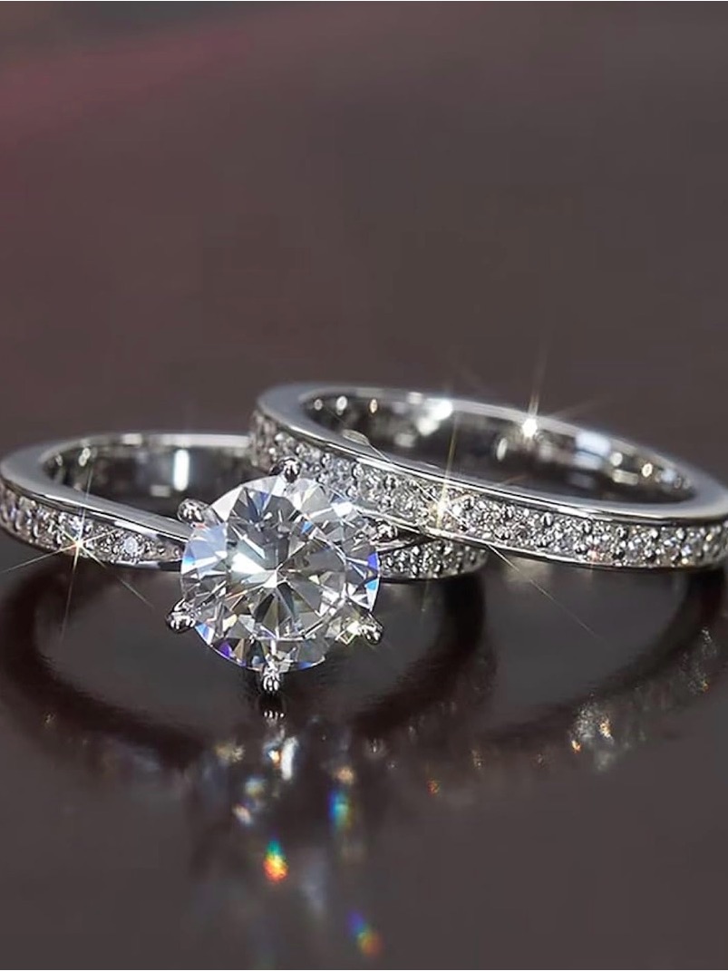 Classic Solitaire Round Cut Cubic Zirconia Engagement Ring Set In Silver Size 7